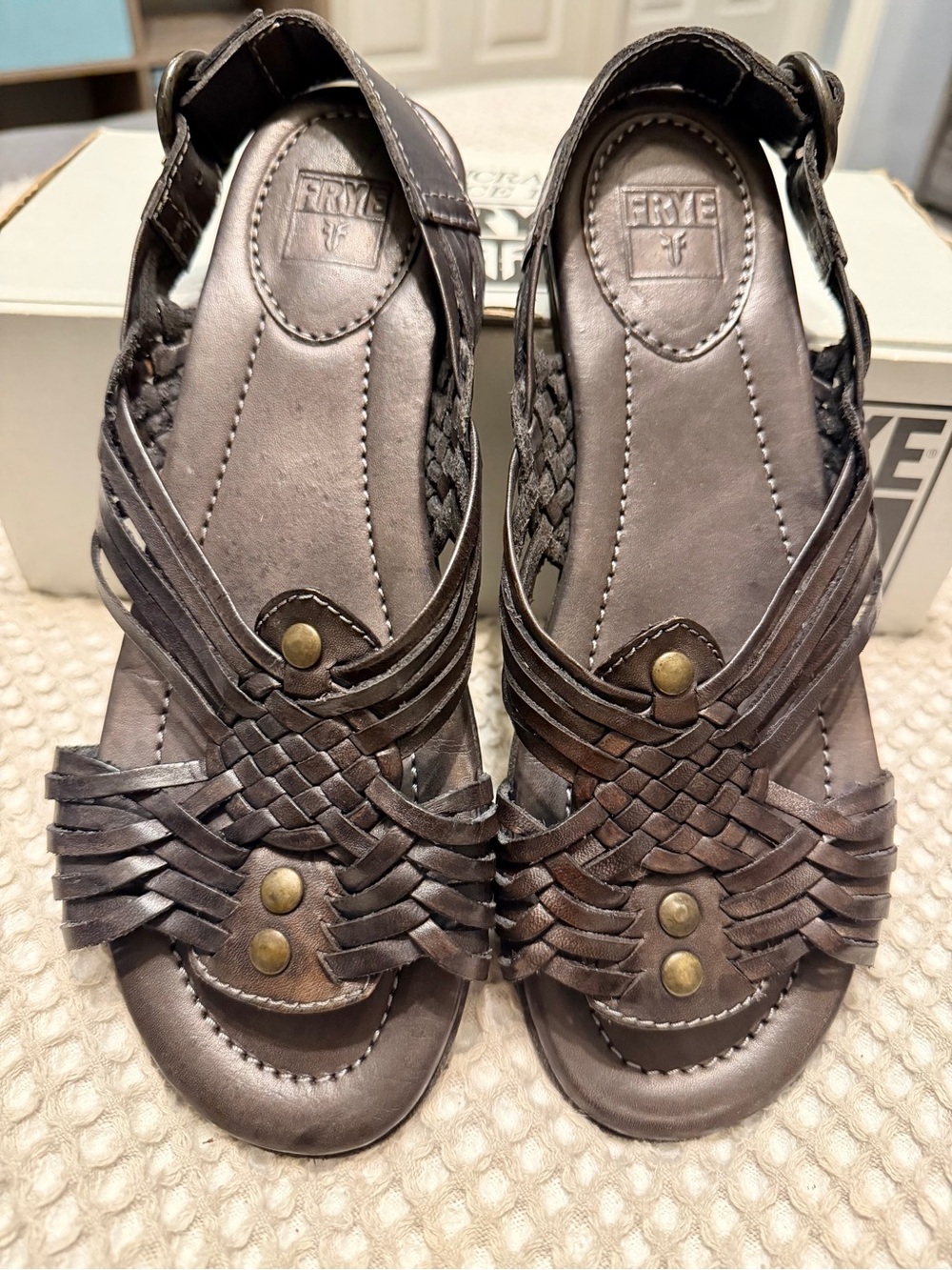 Frye Women’s Huarache Studded Woven Leather Sandals Brown Size 7.5 Boho Vintage